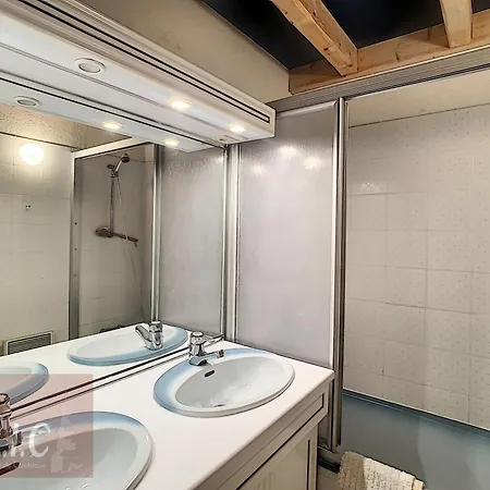Grand Duplex 110m² 3 Avec Balcon & Terrasse - Fr-1-560-3 Apartment
